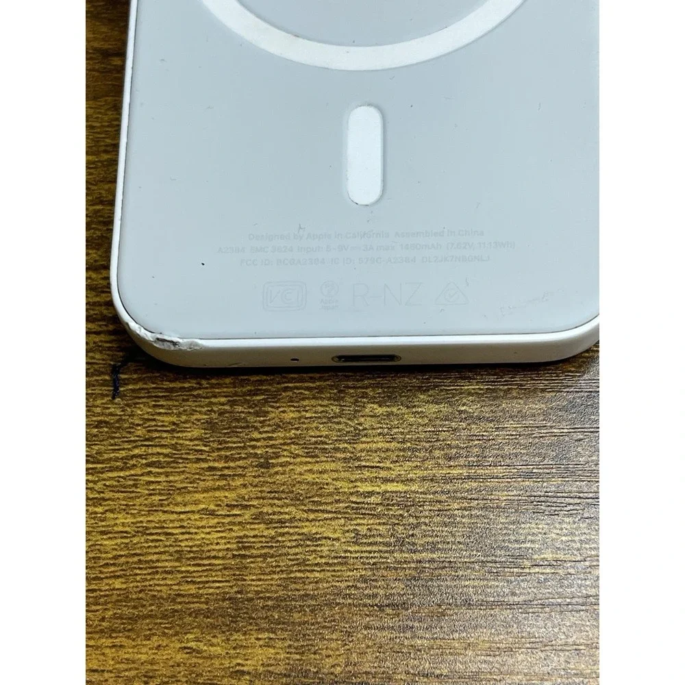 Apple iPhone Magsafe Battery Pack